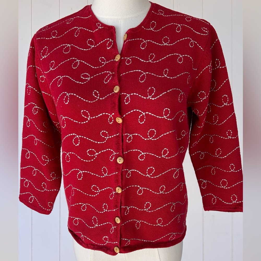 Catherine Stewart Women’s Cranberry Cardigan with Embroidery Size Small‎